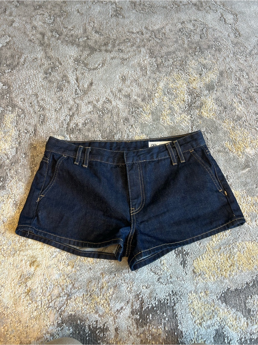 Zara Indigo Denim Low-Rise Women's Shorts